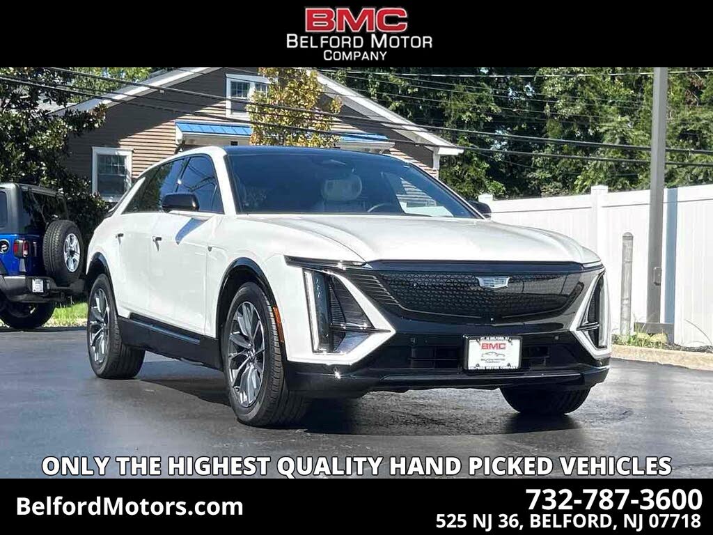 2024 Cadillac LYRIQ Sport 2