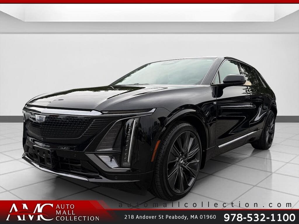 2024 Cadillac Lyriq Sport 3
