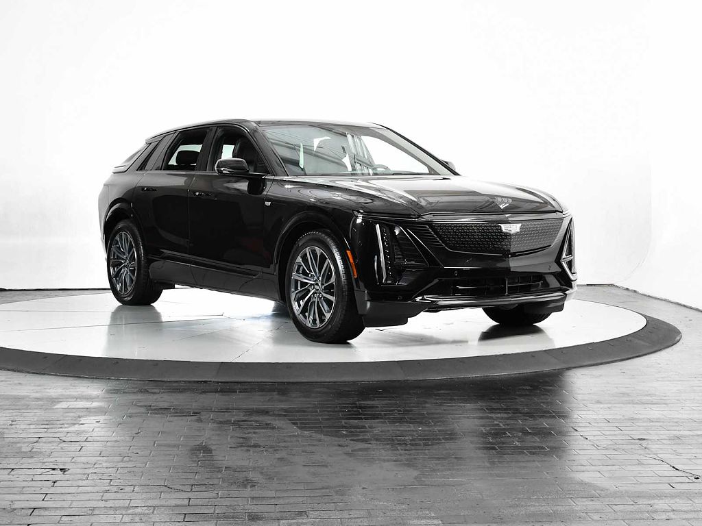 2026 Cadillac Lyriq Premium Sport