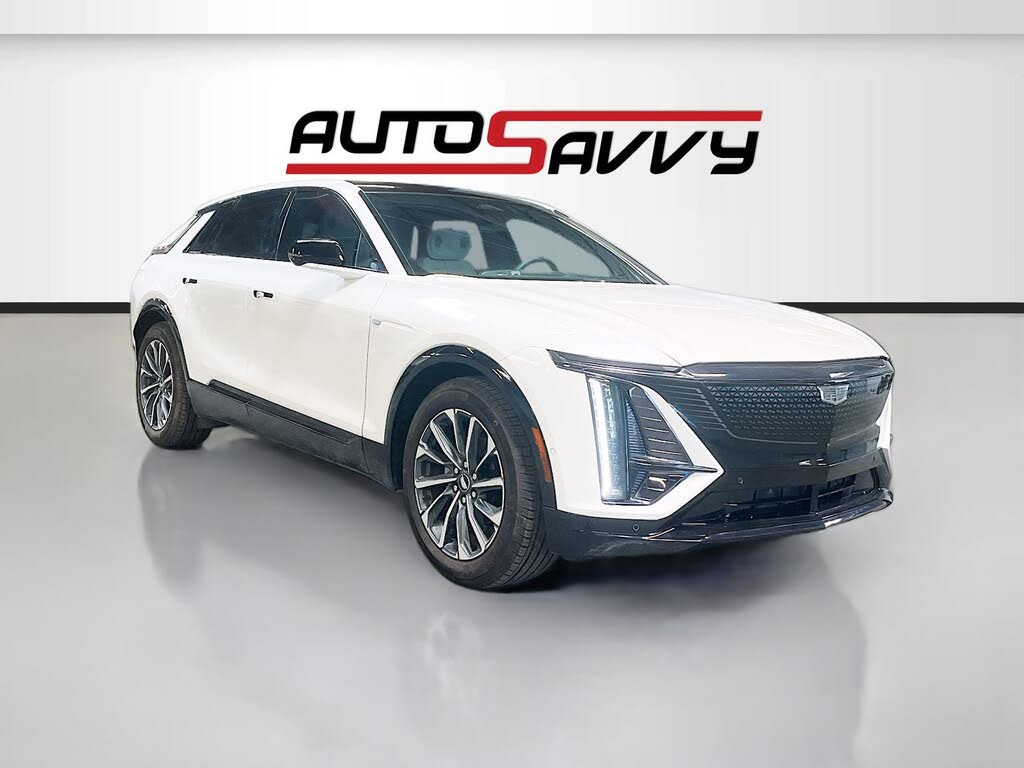 2025 Cadillac LYRIQ Sport 2