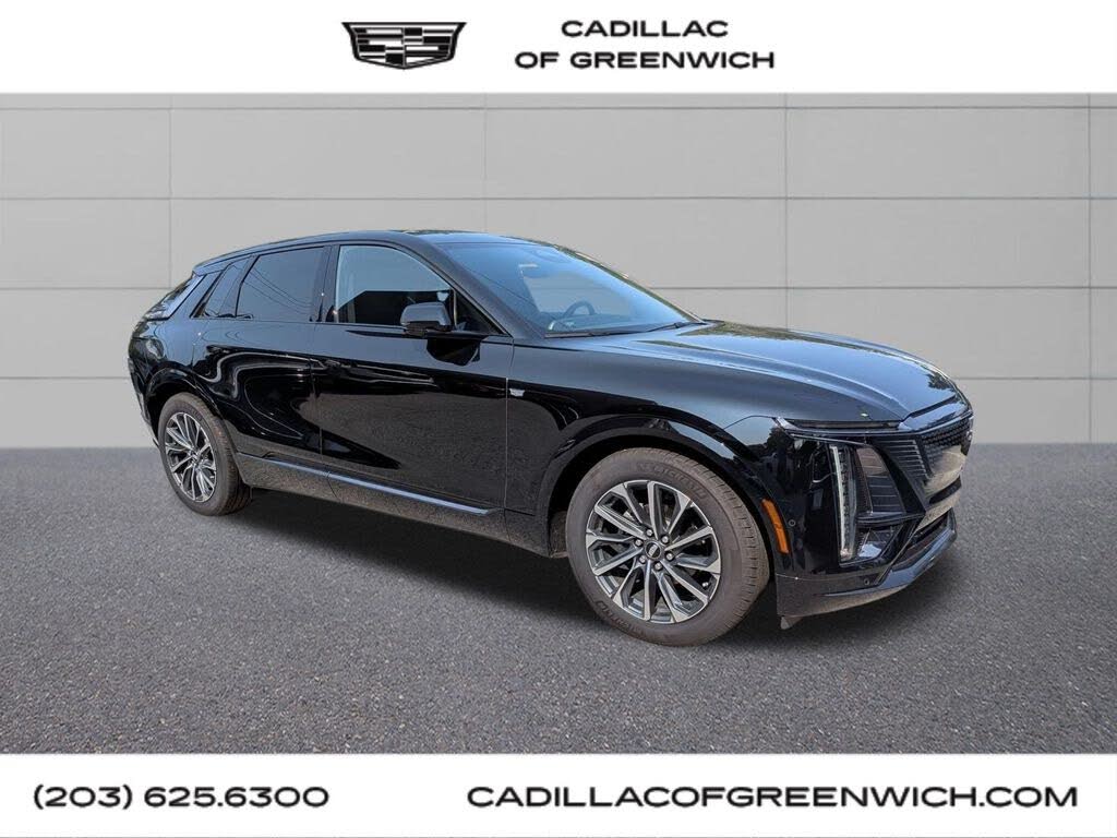 2025 Cadillac LYRIQ Sport 2