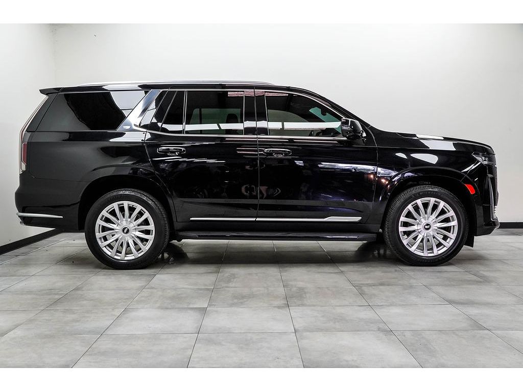 2021 Cadillac Escalade Luxury