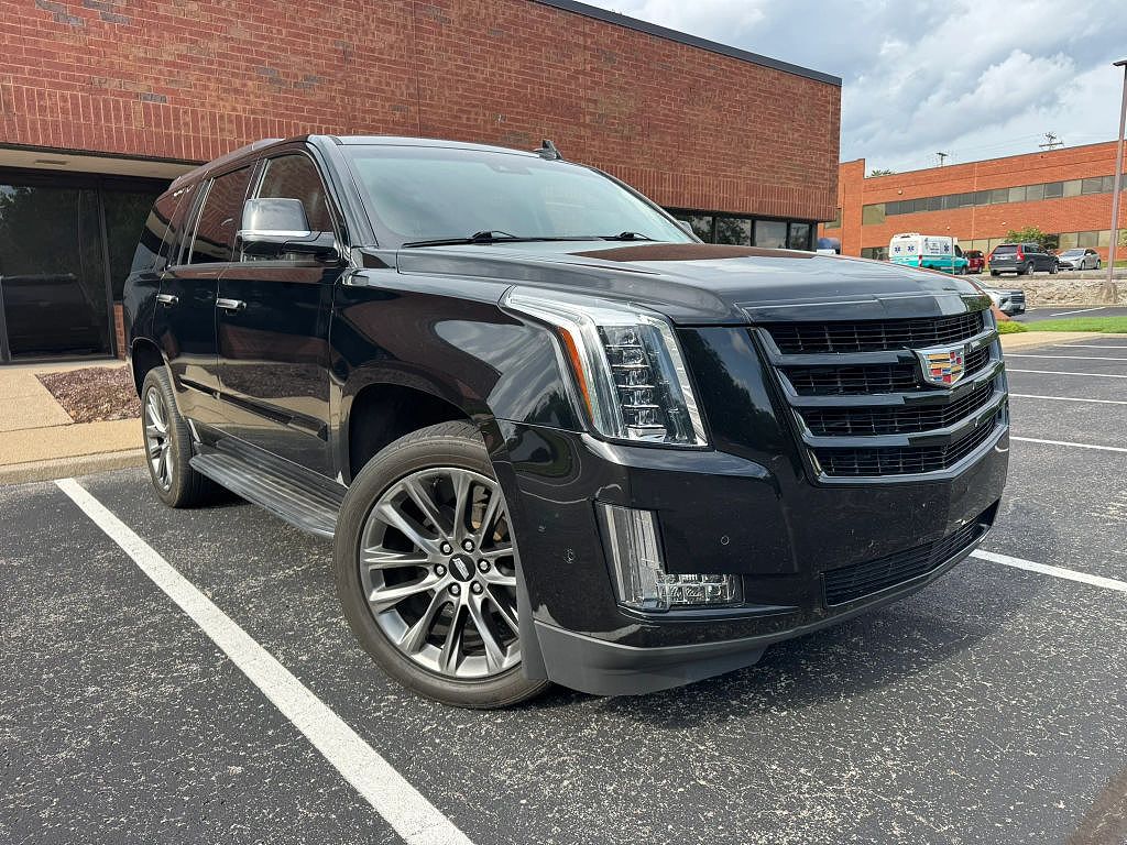 2020 Cadillac Escalade Luxury