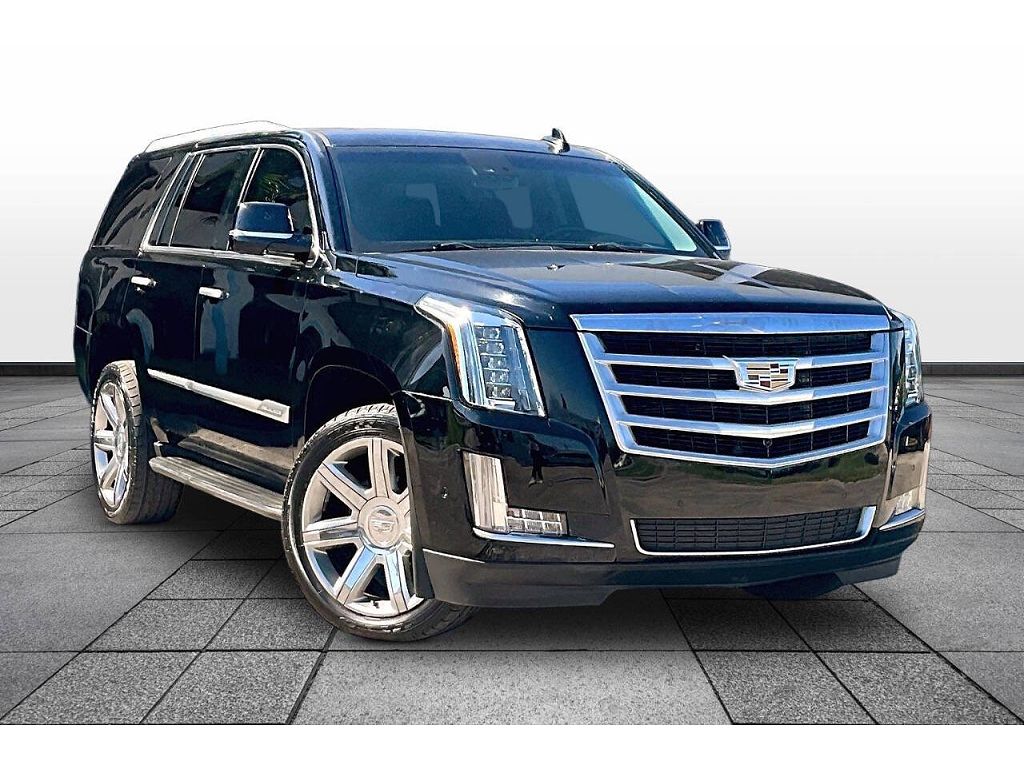 2018 Cadillac Escalade Luxury