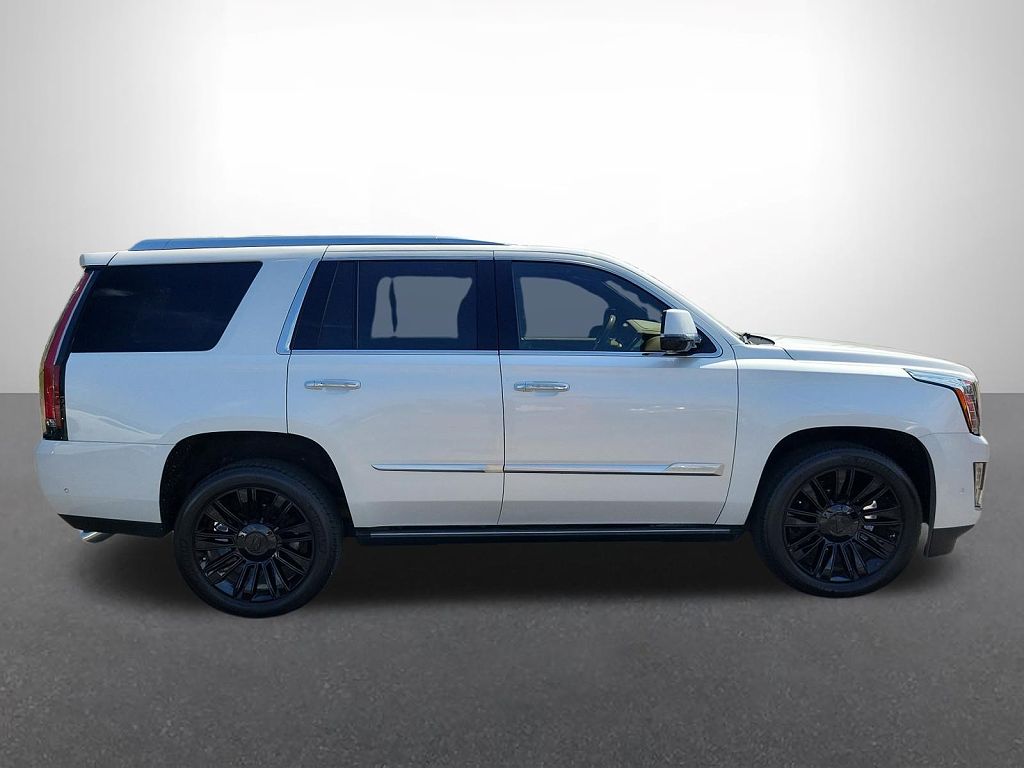 2020 Cadillac Escalade Platinum
