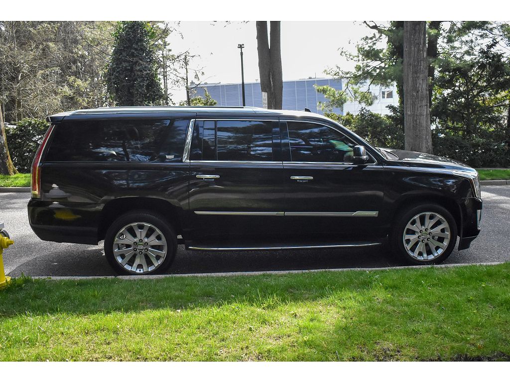 2019 Cadillac Escalade ESV