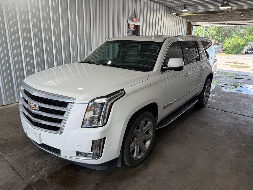 2018 Cadillac Escalade ESV Luxury