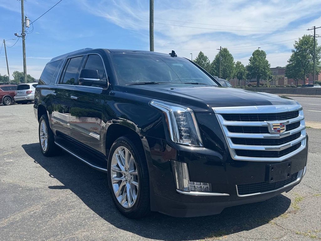2017 Cadillac Escalade Luxury