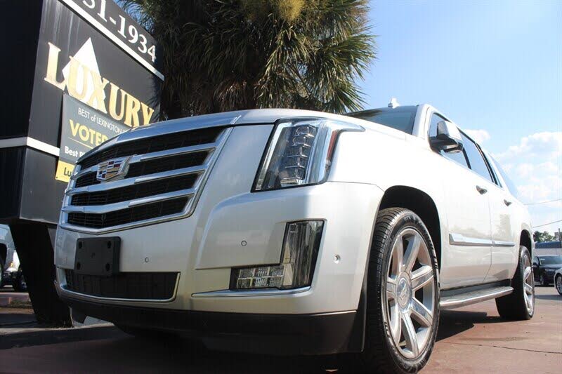 2019 Cadillac Escalade ESV Luxury