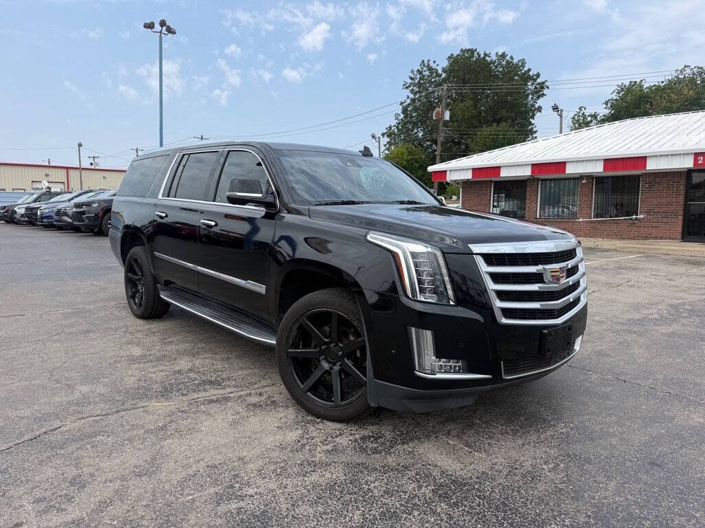 2018 Cadillac Escalade ESV Luxury