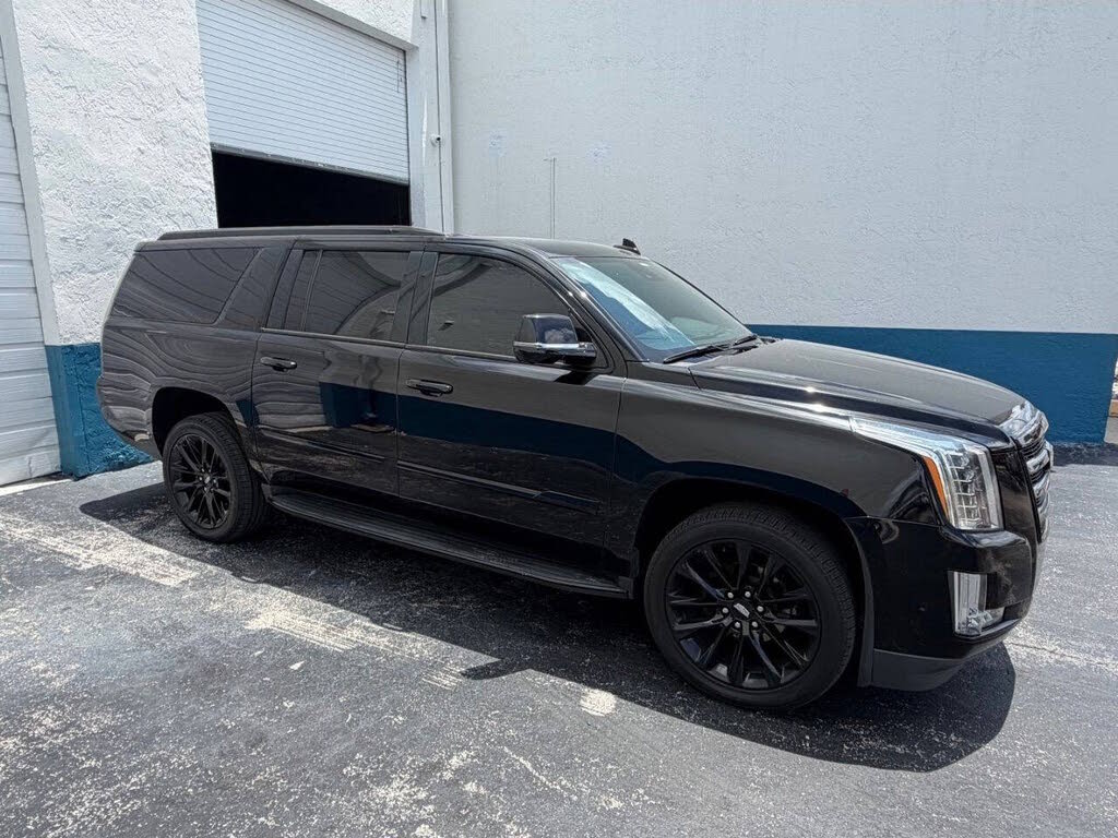 2020 Cadillac Escalade Luxury