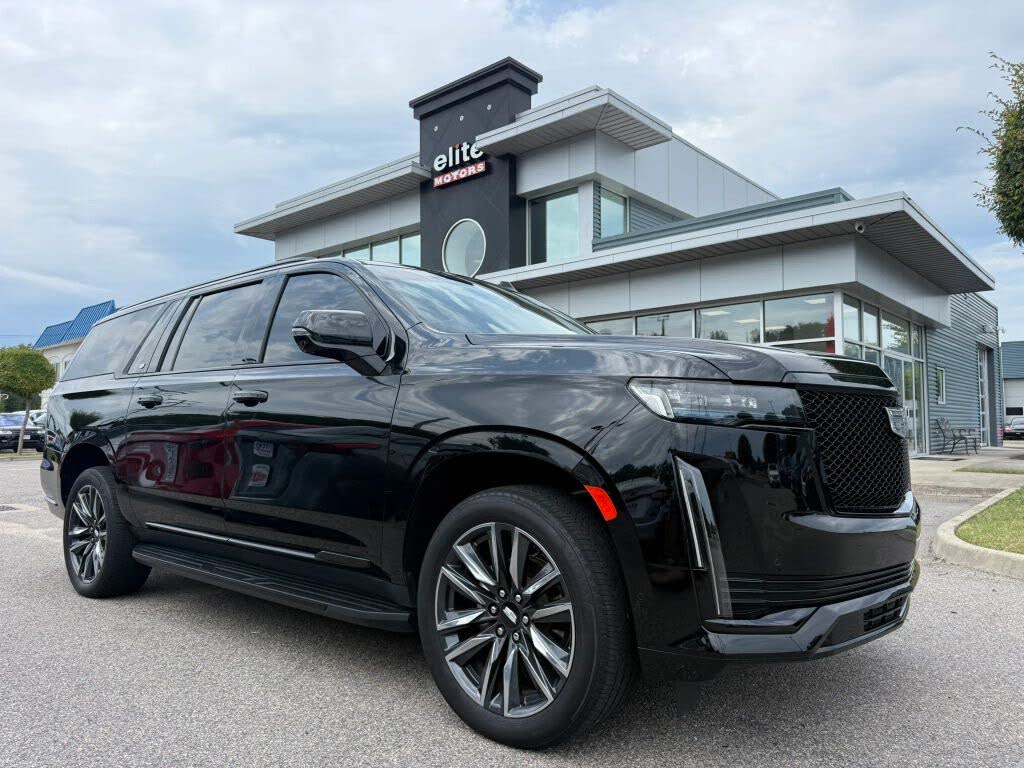 2023 Cadillac Escalade Sport