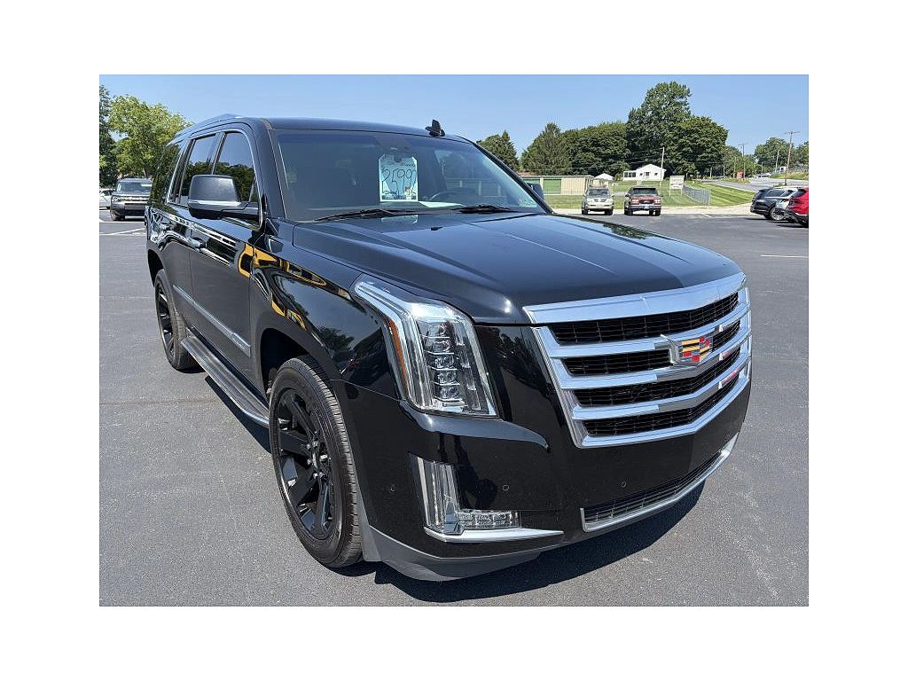 2018 Cadillac Escalade Luxury