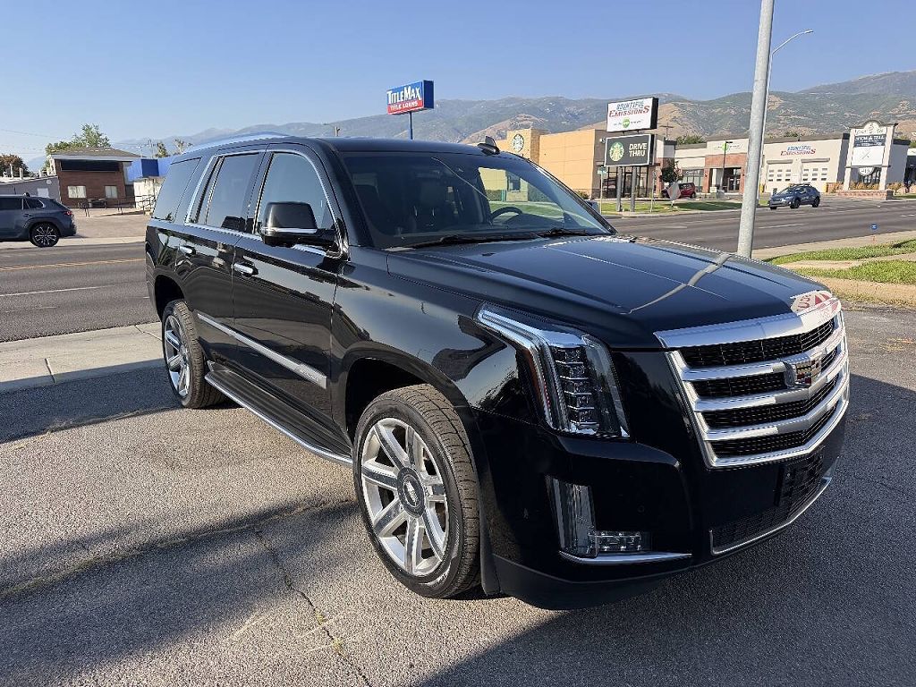2019 Cadillac Escalade Luxury