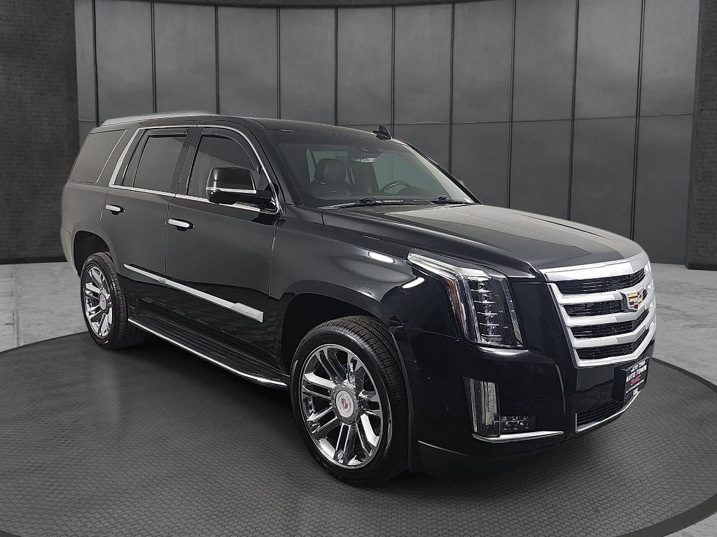 2019 Cadillac Escalade Luxury