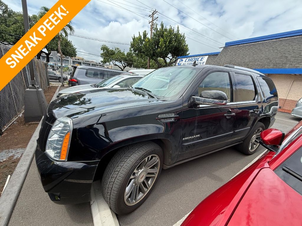 2013 Cadillac Escalade Premium