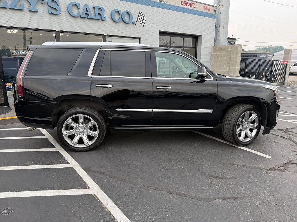 2019 Cadillac Escalade Premium Luxury