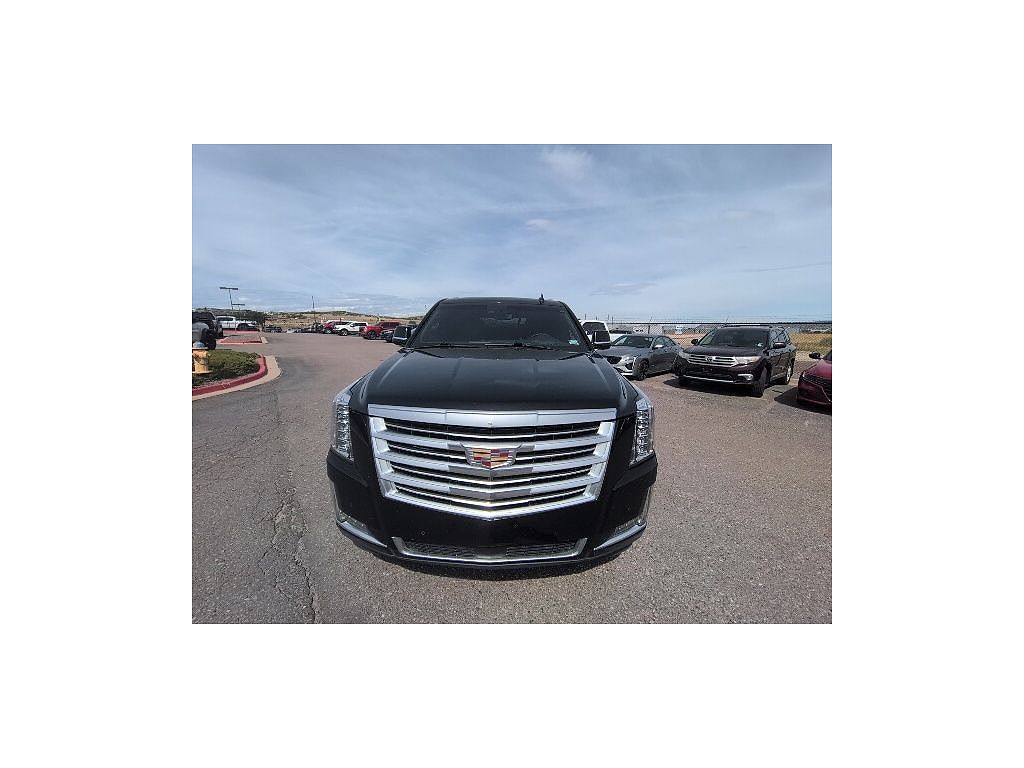 2019 Cadillac Escalade Platinum