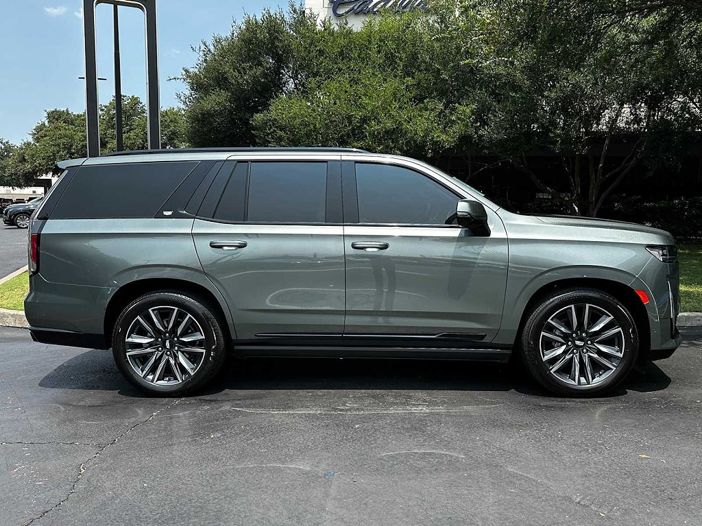 2024 Cadillac Escalade Sport