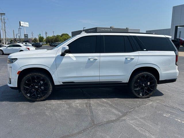 2024 Cadillac Escalade Sport