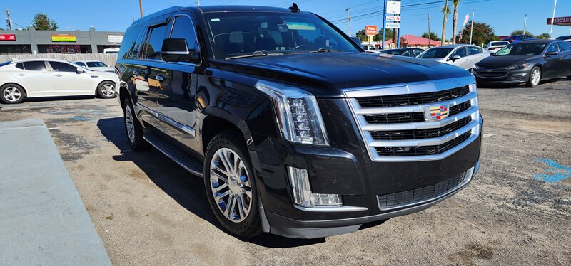2016 Cadillac Escalade Standard
