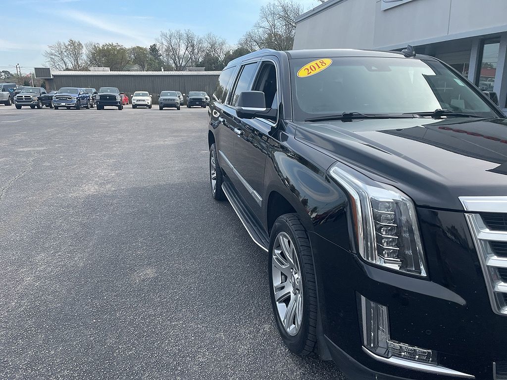 2018 Cadillac Escalade Luxury
