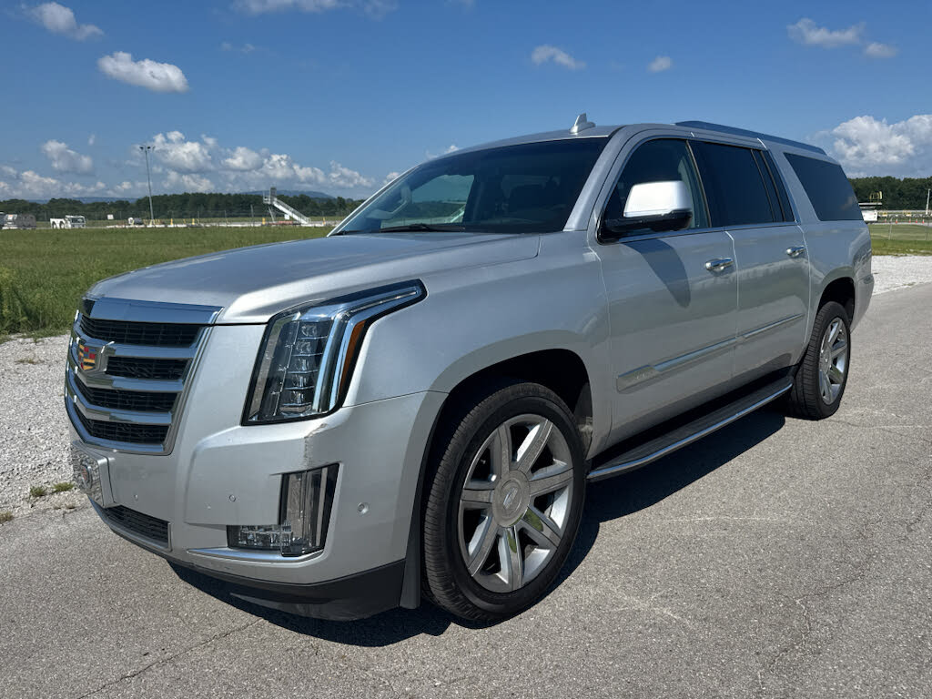 2018 Cadillac Escalade ESV Luxury