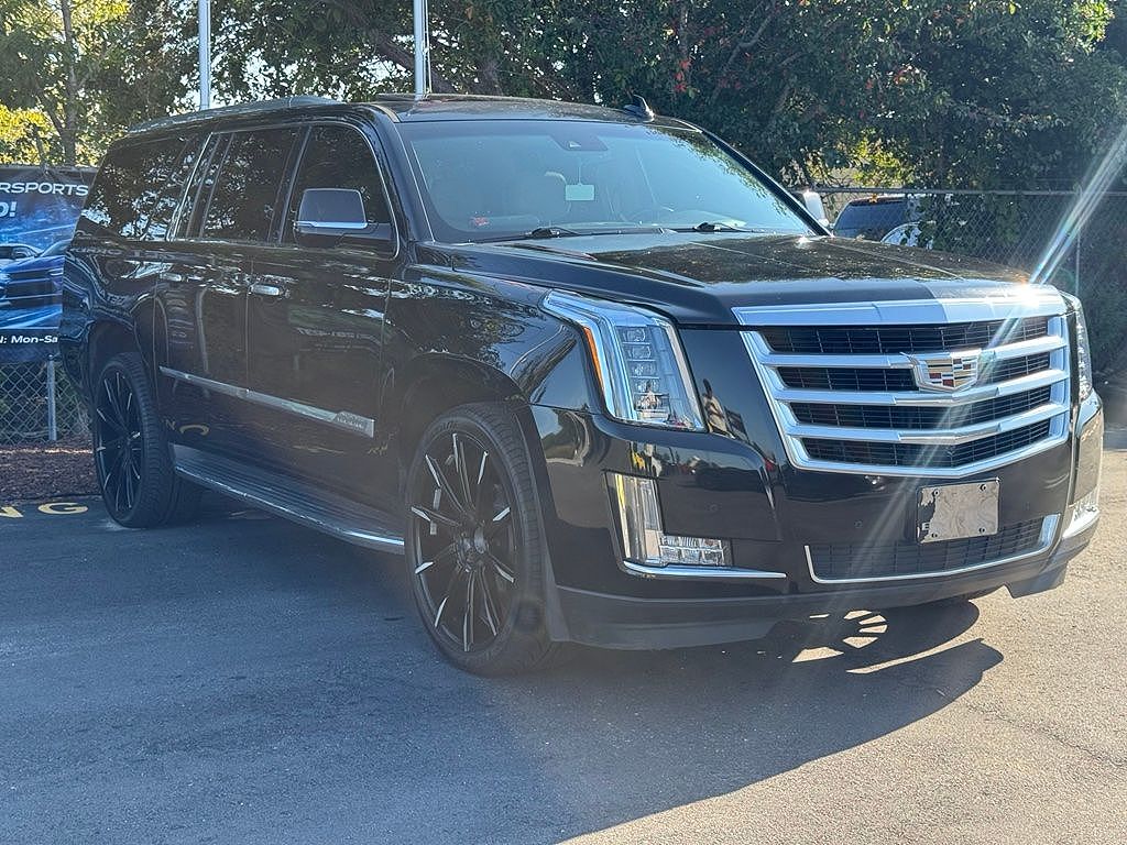 2016 Cadillac Escalade ESV Luxury
