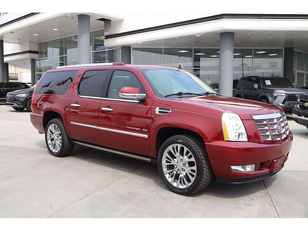 2011 CADILLAC Escalade ESV Premium
