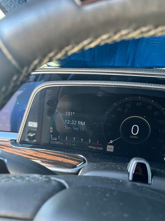 2024 Cadillac Escalade ESV Premium Luxury