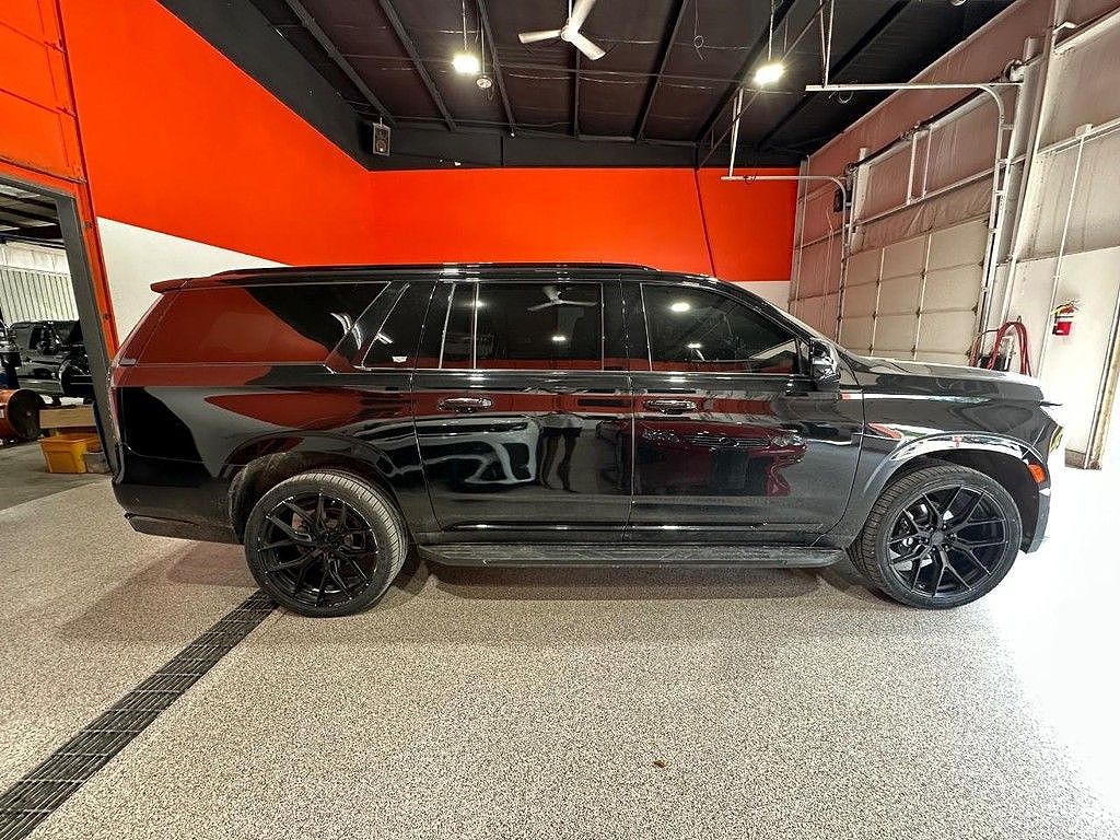 2021 Cadillac Escalade Sport
