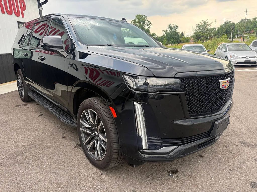 2023 Cadillac Escalade Sport