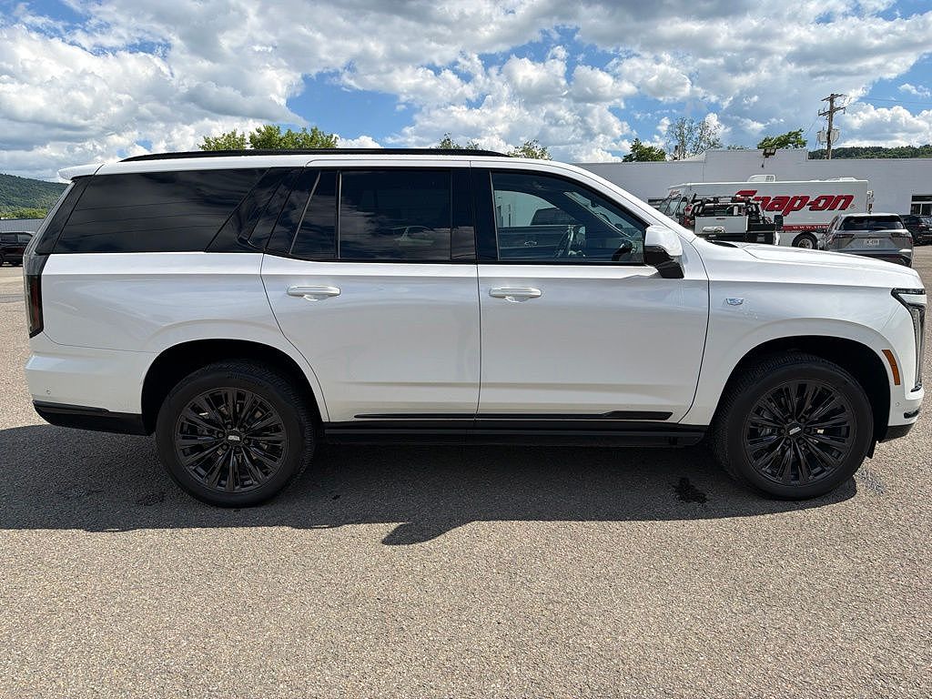 2025 Cadillac Escalade Sport