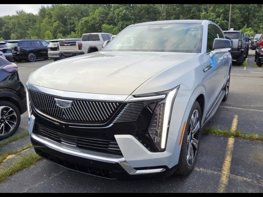 2025 Cadillac Escalade IQ Luxury 1