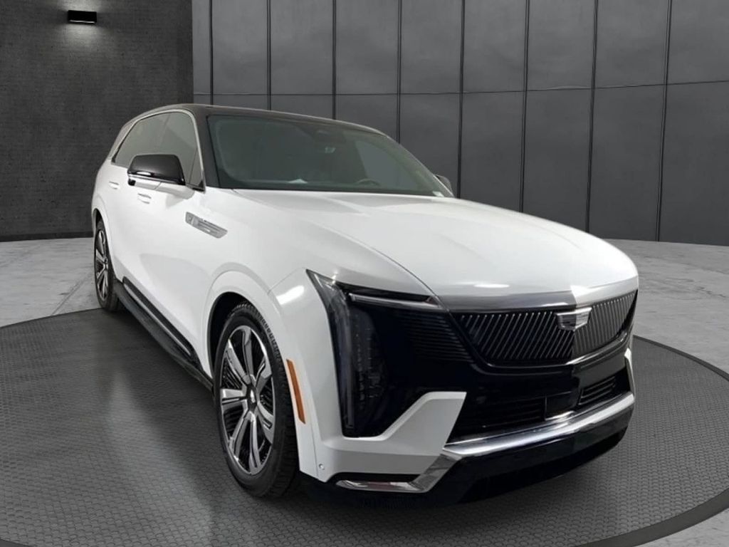 2025 Cadillac Escalade IQ Luxury 2