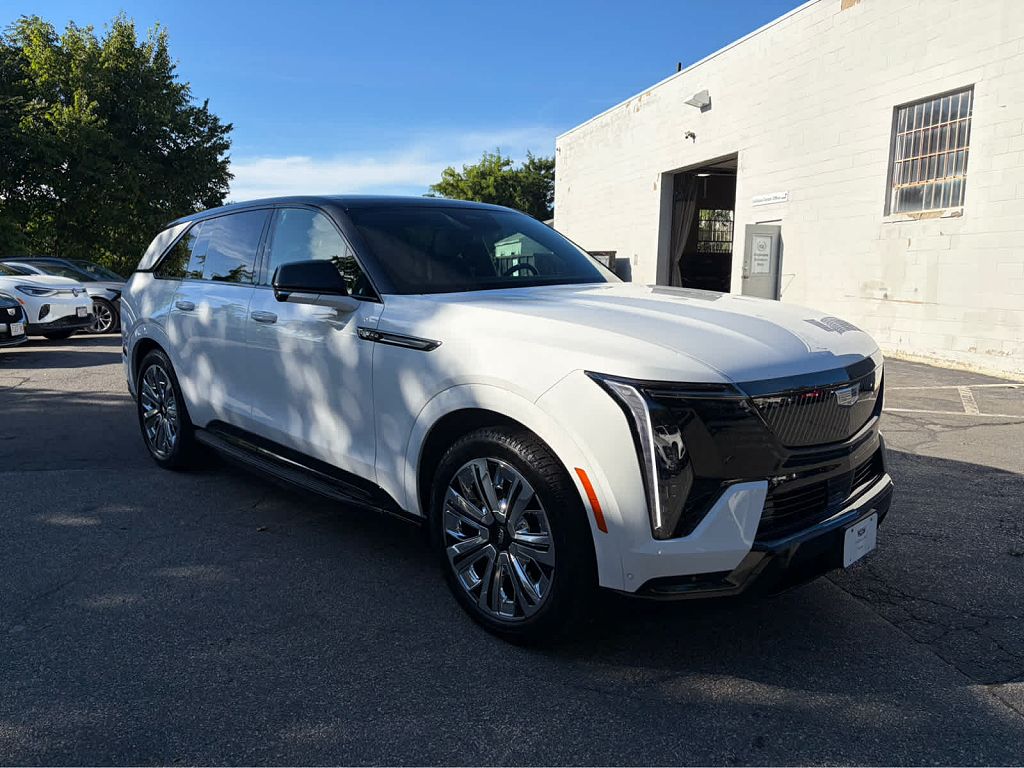 2025 Cadillac Escalade IQ Sport 1