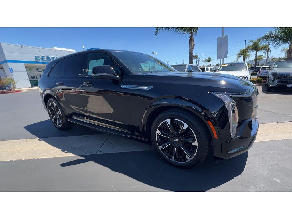 2025 Cadillac Escalade IQ Sport 2