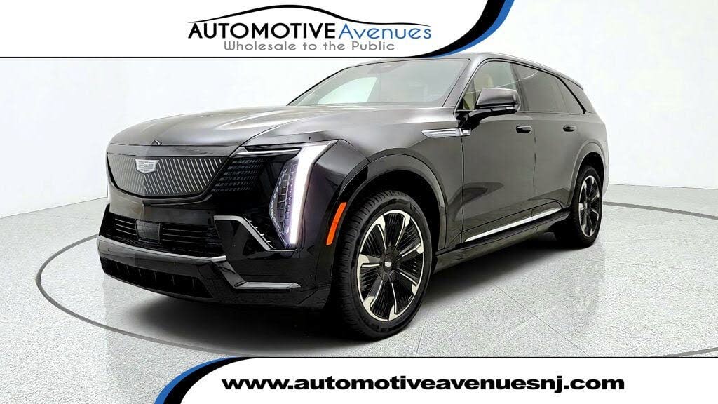 2025 Cadillac Escalade IQ Sport 2