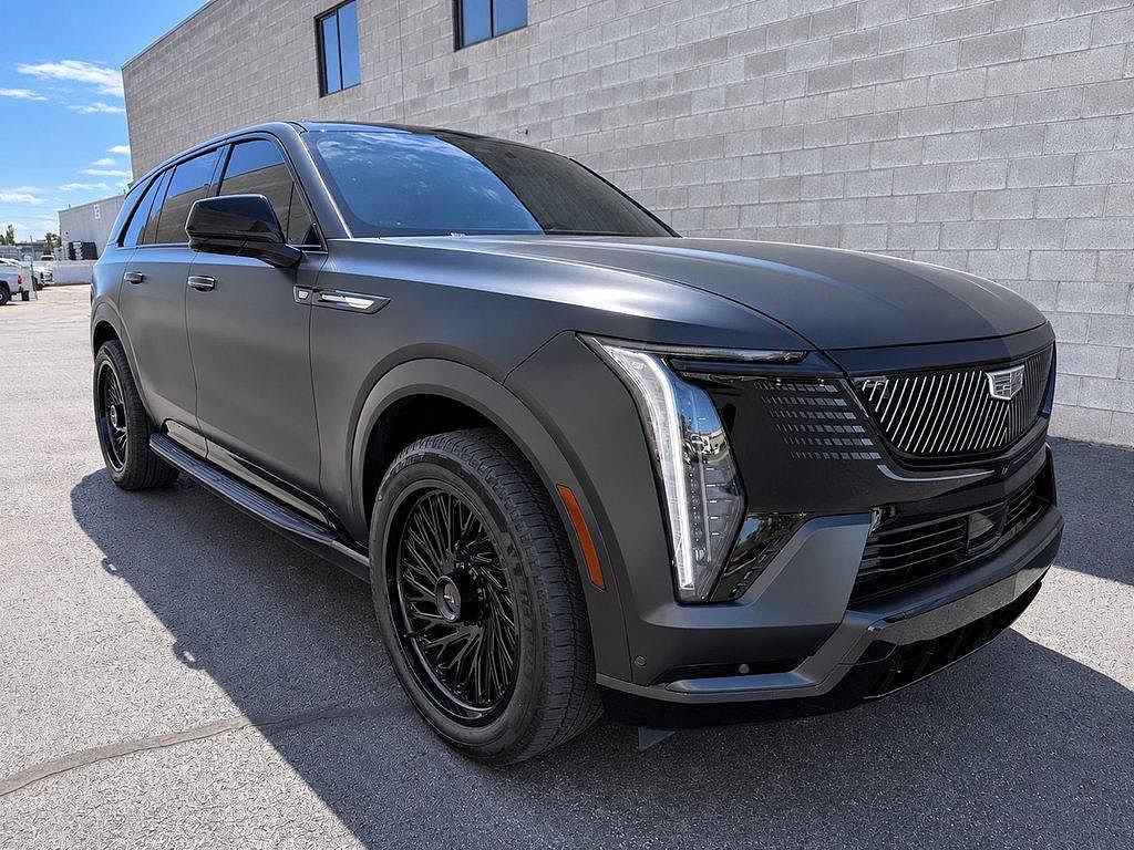 2025 Cadillac Escalade IQ Sport 2