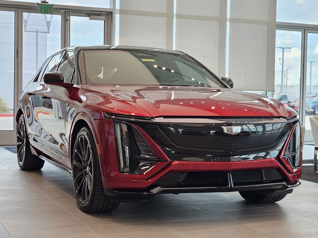 2026 Cadillac Lyriq-V V Premium