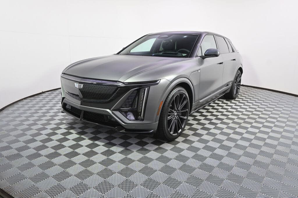 2026 Cadillac LYRIQ-V V Premium