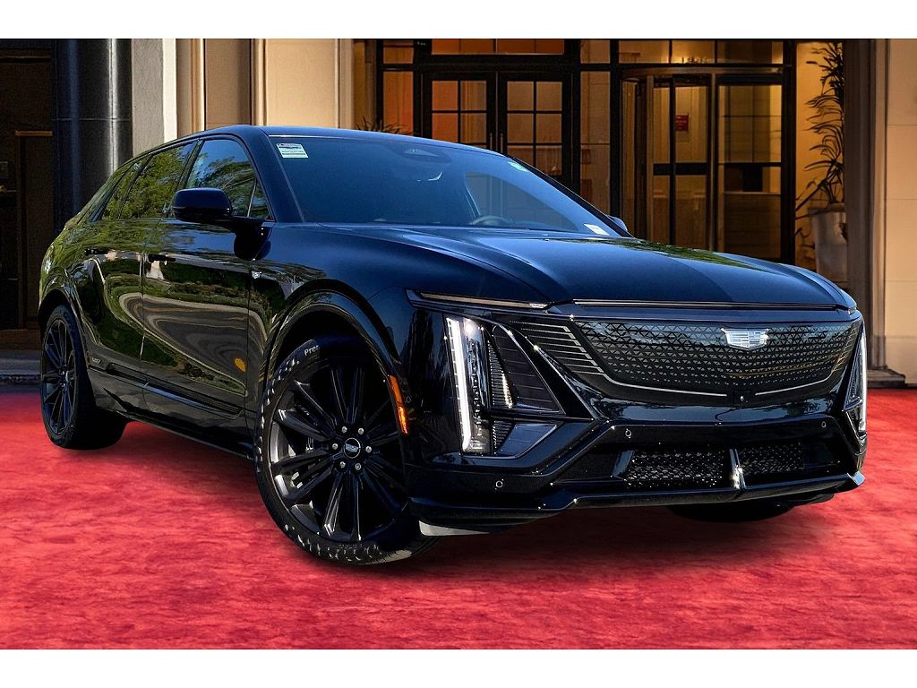 2026 Cadillac Lyriq-V V