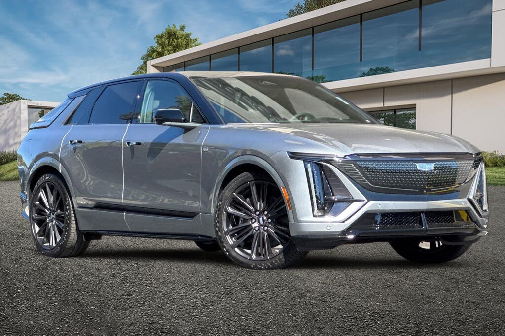 2026 Cadillac LYRIQ-V V