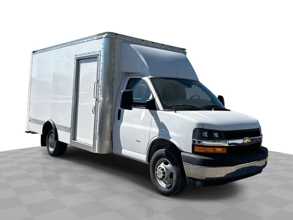 2024 Chevrolet Express 3500