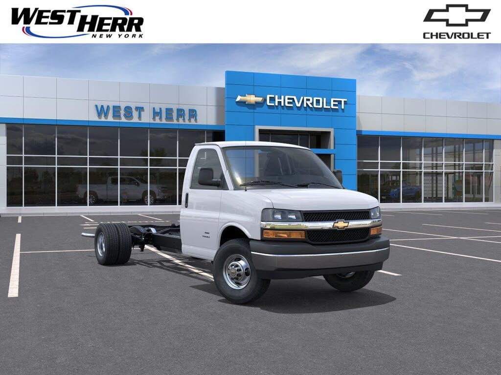 2026 Chevrolet Express 4500