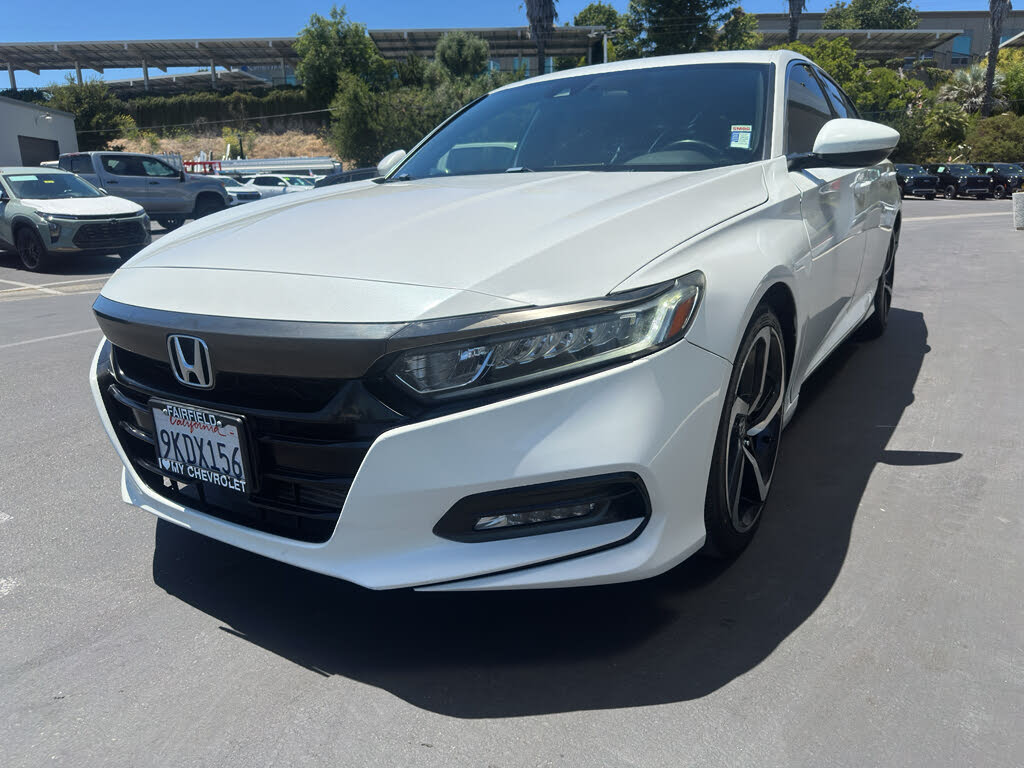 2018 Honda Accord Sport listing photo