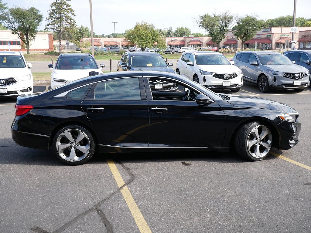 2018 Honda Accord Sedan Touring 1.5T
