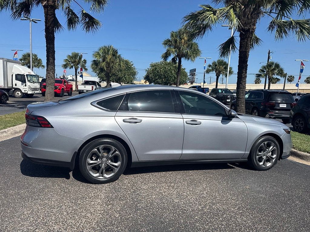 2023 Honda Accord EX w/BSI