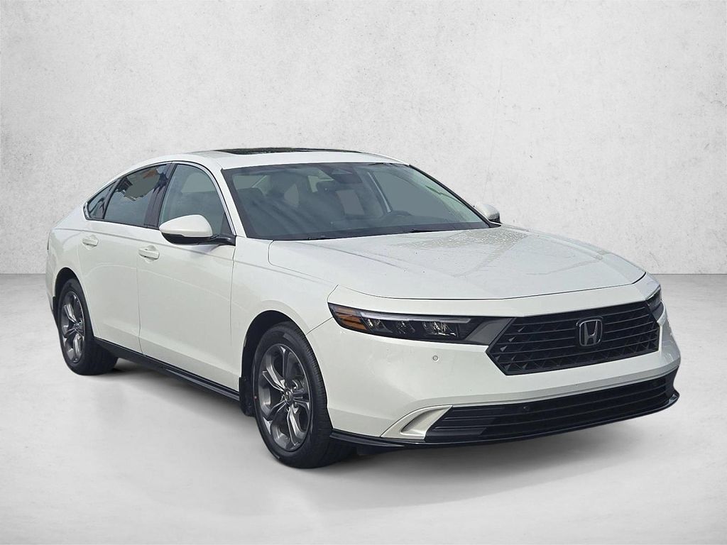 2023 Honda Accord Hybrid EX-L w/BSI