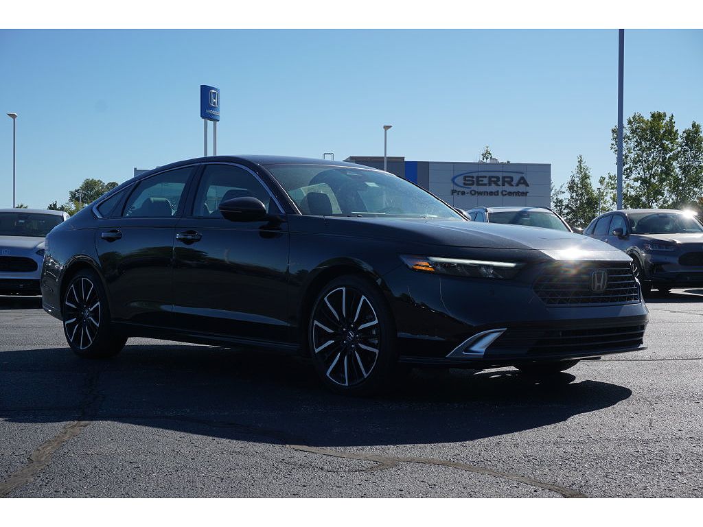2023 Honda Accord Hybrid Touring w/BSI